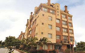 Hotel Suites 108